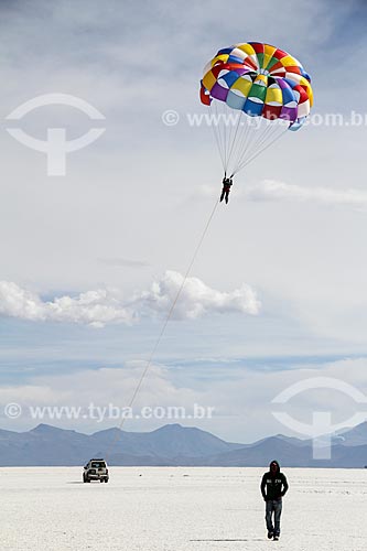  Paraglider - Uyuni Salt Flat  - Potosi department - Bolivia