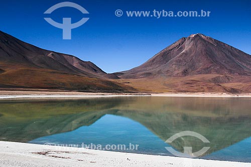  Verde Lagoon (Green Lagoon) - Eduardo Avaroa Andean Fauna National Reserve with the Licancabur Volcano in the background  - Potosi department - Bolivia