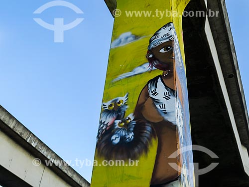  Graffiti in pillar of monorail  - Porto Alegre city - Rio Grande do Sul state (RS) - Brazil