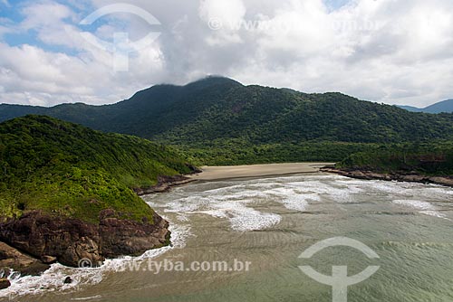  Aerial photo of Brava beach with the Jureia-Itatins Ecological Station in the background  - Peruibe city - Sao Paulo state (SP) - Brazil