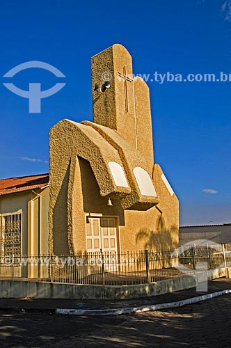  Sao Benedito Church (1989) - its facade mimics the welcoming gesture of Jesus Christ  - Andrelandia city - Minas Gerais state (MG) - Brazil