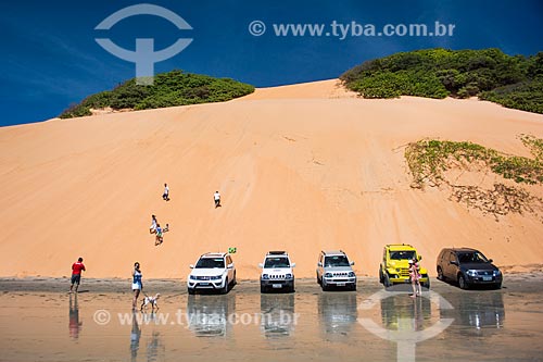  Buggy ride - waterfront of Ponta Grossa Beach  - Icapui city - Ceara state (CE) - Brazil