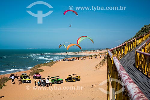  Paragliders - waterfront of Canoa Quebrada Beach  - Aracati city - Ceara state (CE) - Brazil