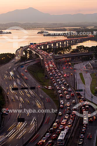  View of the Linha Vermelha near to Fundao Island  - Rio de Janeiro city - Rio de Janeiro state (RJ) - Brazil