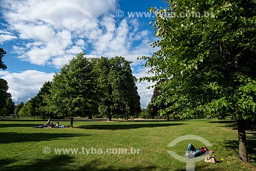  People lying in the grass of Hyde Park  - London - Greater London - England