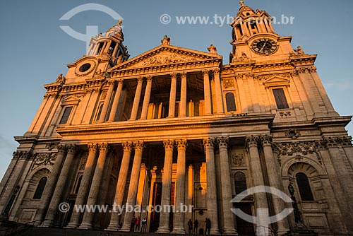  Facade of St Paul Cathedral (1677)  - London - Greater London - England