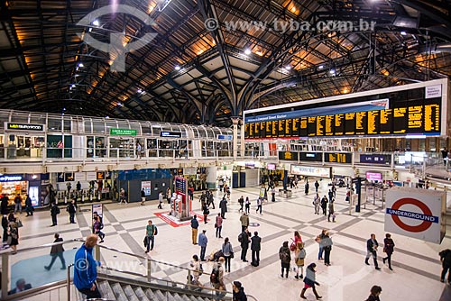  Inside of Liverpool Street station  - London - Greater London - England