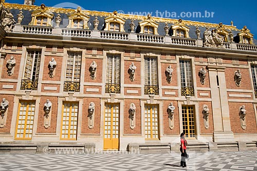  Château de Versailles (Palace of Versailles) - official residence of the France monarchy between the years 1682 to 1789  - Versalhes city - Yvelines department - France