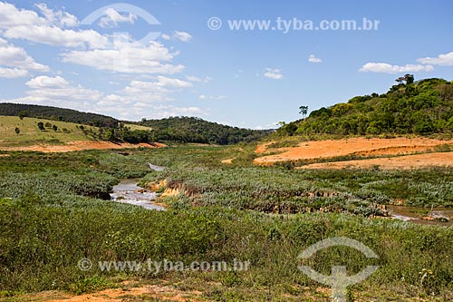  View of the Jaguari River with riverbed reduced during the supply crisis in Sistema Cantareira (Cantareira System)  - Vargem city - Sao Paulo state (SP) - Brazil