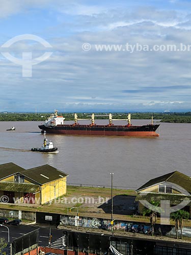  Cargo ship - Guaiba Lake  - Porto Alegre city - Rio Grande do Sul state (RS) - Brazil