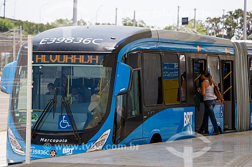  Articulated bus - station of BRT Transcarioca - Fundao (Terminal Aroldo Melodia)  - Rio de Janeiro city - Rio de Janeiro state (RJ) - Brazil