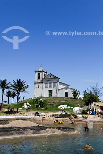  General view of Sao Joao Batista Chapel (1619) from Prainha Beach  - Casimiro de Abreu city - Rio de Janeiro state (RJ) - Brazil