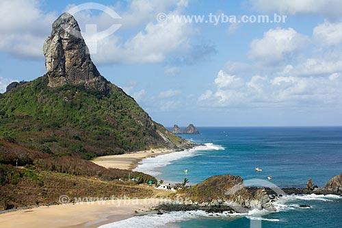  View of Meio Beach (Middle Beach), Conceicao Beach and Pico Mountain  - Fernando de Noronha city - Pernambuco state (PE) - Brazil