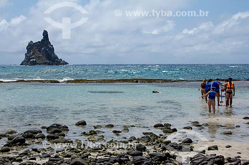  Natural pool of Atalaia Beach with Frade Island in the background  - Fernando de Noronha city - Pernambuco state (PE) - Brazil