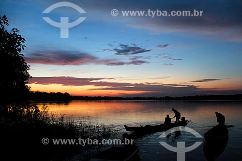  Canoe - Cunia Lake during sunrise - Cunia Lake Extractive Reserve  - Porto Velho city - Rondonia state (RO) - Brazil