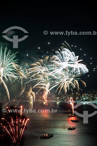  Fireworks at Copacabana beach during reveillon 2014  - Rio de Janeiro city - Rio de Janeiro state (RJ) - Brazil