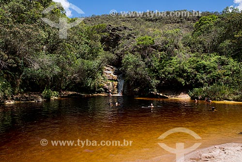  Bathers - Espelho Lake (Mirror Lake) - Ibitipoca State Park  - Lima Duarte city - Minas Gerais state (MG) - Brazil