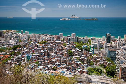  Cantagalo Slum, Ipanema neighborhood and Natural Monument of Cagarras Island in the background  - Rio de Janeiro city - Rio de Janeiro state (RJ) - Brazil