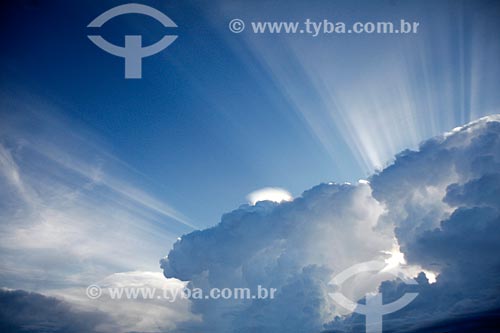  Cloud wih rays of light - Porto Velho city  - Porto Velho city - Rondonia state (RO) - Brazil