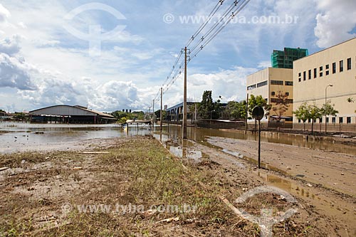  Street in the center of Porto Velho city after full of Madeira River with Regional Electoral Court building to the right  - Porto Velho city - Rondonia state (RO) - Brazil