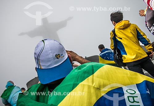  Man photographing the Christ the Redeemer during World Youth Day (WYD)  - Rio de Janeiro city - Rio de Janeiro state (RJ) - Brazil