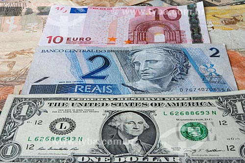  Notes of the Real, Euro and Dollar  - Rio de Janeiro city - Rio de Janeiro state (RJ) - Brazil