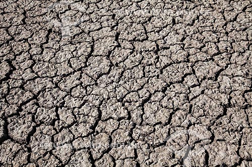  Dry soil of dam  - Crateus city - Ceara state (CE) - Brazil