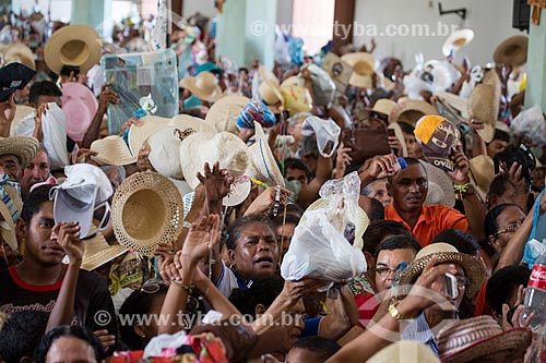  Farewell Mass of pilgrims - Nossa Senhora das Dores Basilica Sanctuary during Nossa Senhora das Candeias Pilgrimage  - Juazeiro do Norte city - Ceara state (CE) - Brazil