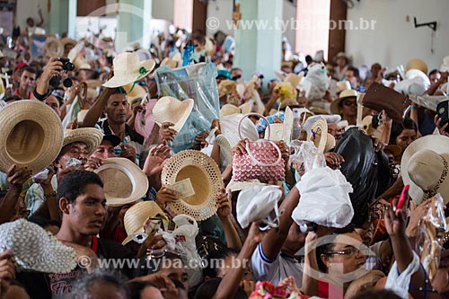  Farewell Mass of pilgrims - Nossa Senhora das Dores Basilica Sanctuary during Nossa Senhora das Candeias Pilgrimage  - Juazeiro do Norte city - Ceara state (CE) - Brazil