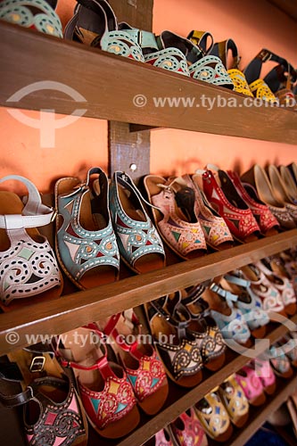  Handmade sandals on sale - made of leather by Espedito Seleiro artisan  - Nova Olinda city - Ceara state (CE) - Brazil