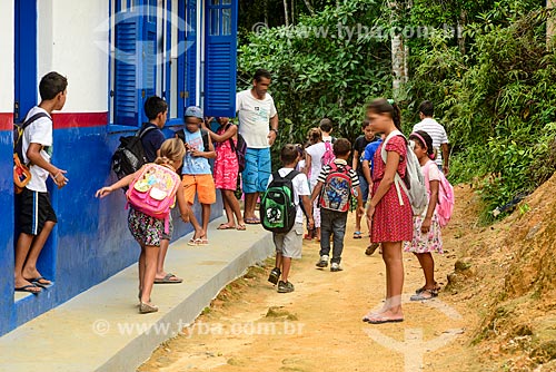  Children - Community School of Curupira Village - Saco do Mamangua  - Paraty city - Rio de Janeiro state (RJ) - Brazil
