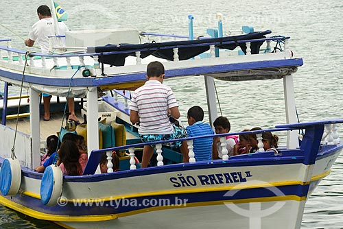  Boat to transport children of Community School of Curupira Village - Saco do Mamangua  - Paraty city - Rio de Janeiro state (RJ) - Brazil
