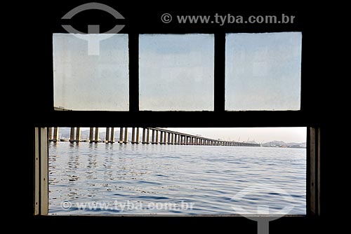  View of Rio-Niteroi Bridge from barge used in the crossing between Rio de Janeiro and Paqueta  - Rio de Janeiro city - Rio de Janeiro state (RJ) - Brazil