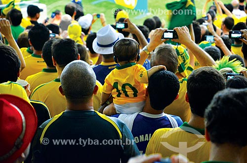  Fan - game between Brasil x Spain by final match of Confederations Cups the Journalist Mario Filho Stadium - also known as Maracana  - Rio de Janeiro city - Rio de Janeiro state (RJ) - Brazil