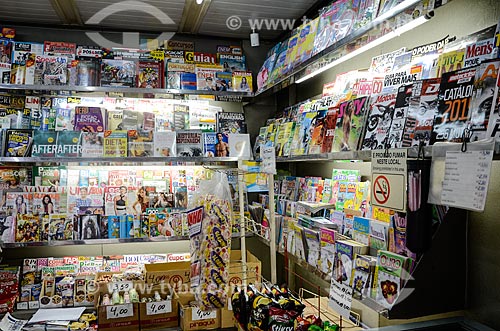  Inside of newsstand - city center neighborhood of Rio de Janeiro city  - Rio de Janeiro city - Rio de Janeiro state (RJ) - Brazil