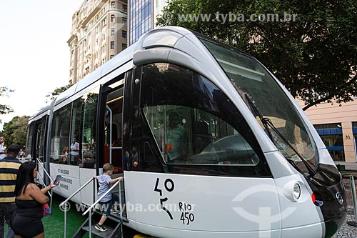  Child boarding - Light rail transit wagon on exhibition Cinelandia Square  - Rio de Janeiro city - Rio de Janeiro state (RJ) - Brazil