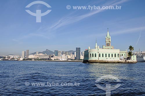  View of Fiscal Island castle from Guanabara Bay with building of city center neighborhood in the background  - Rio de Janeiro city - Rio de Janeiro state (RJ) - Brazil