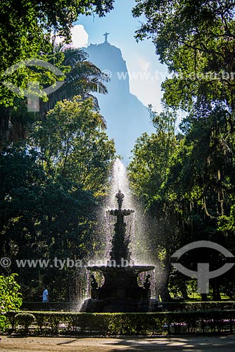  Fountain of the Muses - Botanical Garden of Rio de Janeiro with the Christ the Redeemer in the background  - Rio de Janeiro city - Rio de Janeiro state (RJ) - Brazil