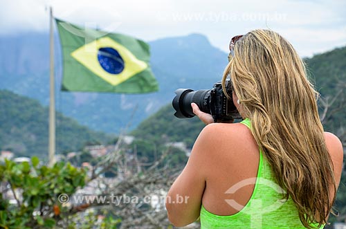  Tourist photographing from Duque de Caxias Fort - also known as Leme Fort - Environmental Protection Area of Morro do Leme  - Rio de Janeiro city - Rio de Janeiro state (RJ) - Brazil