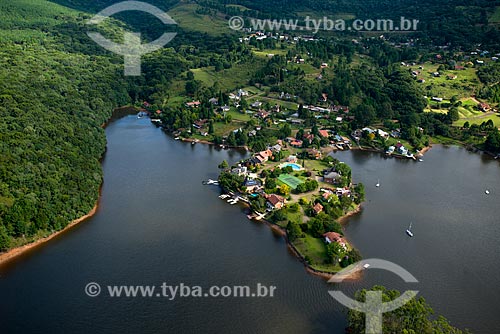  Aerial photo of houses near of Salto Dam  - Sao Francisco de Paula city - Rio Grande do Sul state (RS) - Brazil