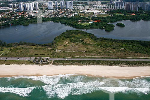  Aerial photo of Municipal Natural Park of Marapendi between Reserva Beach and Marapendi Lagoon  - Rio de Janeiro city - Rio de Janeiro state (RJ) - Brazil
