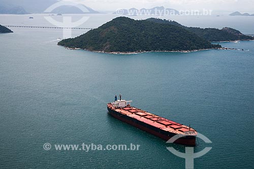  Aerial photo of grain ship - Ilha Grande Bay  - Itaguai city - Rio de Janeiro state (RJ) - Brazil
