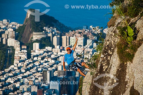  Practitioner of rappel - Morro Dois Irmaos (Two Brothers Mountain)  - Rio de Janeiro city - Rio de Janeiro state (RJ) - Brazil