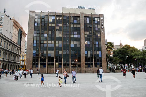  Pedestrians - XV de Novembro Square  - Rio de Janeiro city - Rio de Janeiro state (RJ) - Brazil