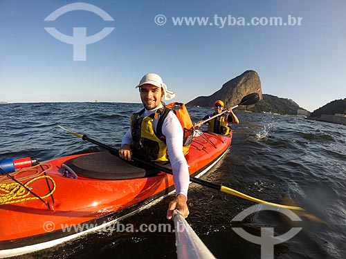  Kayak sightseeing - Guanabara Bay with the Sugar Loaf in the background  - Rio de Janeiro city - Rio de Janeiro state (RJ) - Brazil