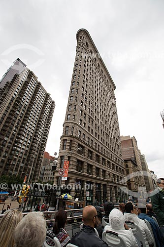  Facade of Flatiron Building (1902) - also known as Fuller Building - crossroads of Brodway and Madison Square  - New York city - New York - United States of America