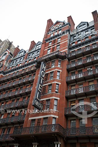  Hotel Chelsea (1884) - amous for hosting many writers, musicians, artists and actors  - New York city - New York - United States of America