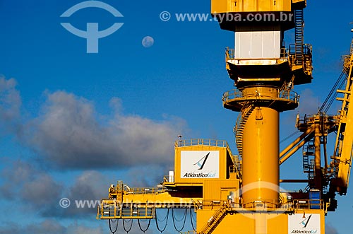  Detail of crane - Atlantico Sul Shipyard  - Ipojuca city - Pernambuco state (PE) - Brazil