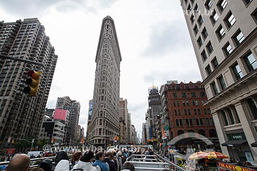  Facade of Flatiron Building (1902) - also known as Fuller Building - crossroads of Brodway and Madison Square  - New York city - New York - United States of America