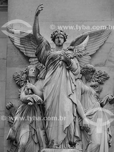  Detail of statue - Palais Garnier (1875)  - Paris - Paris department - France